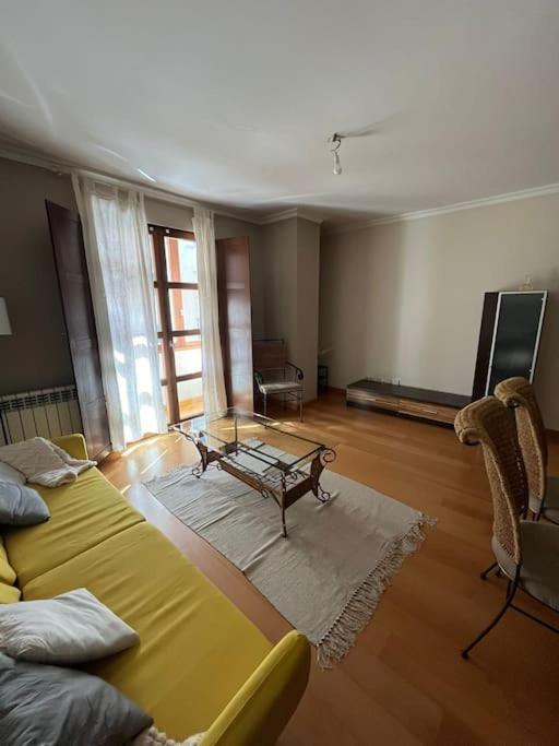 Bem Acogedora Y Muy Centrica Lägenhet Zamora Exteriör bild